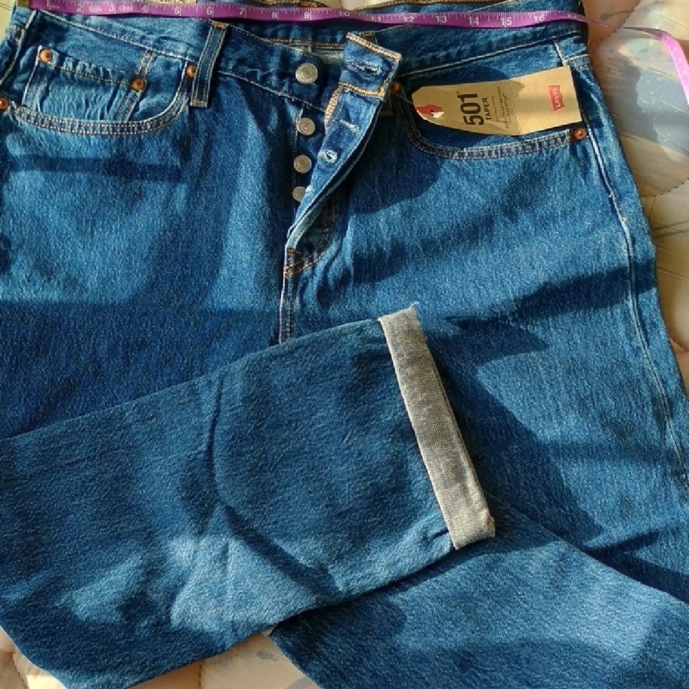 NWT Levi's 501 Taper Jeans